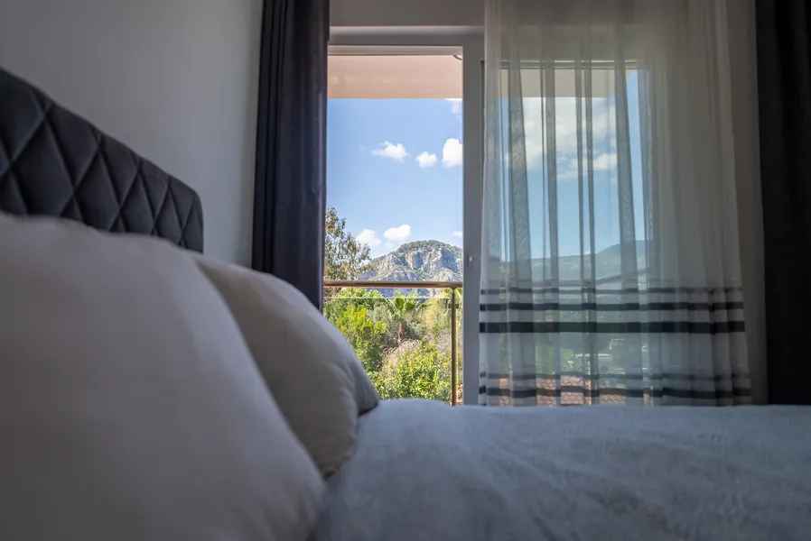 Bedroom 1 - View 4